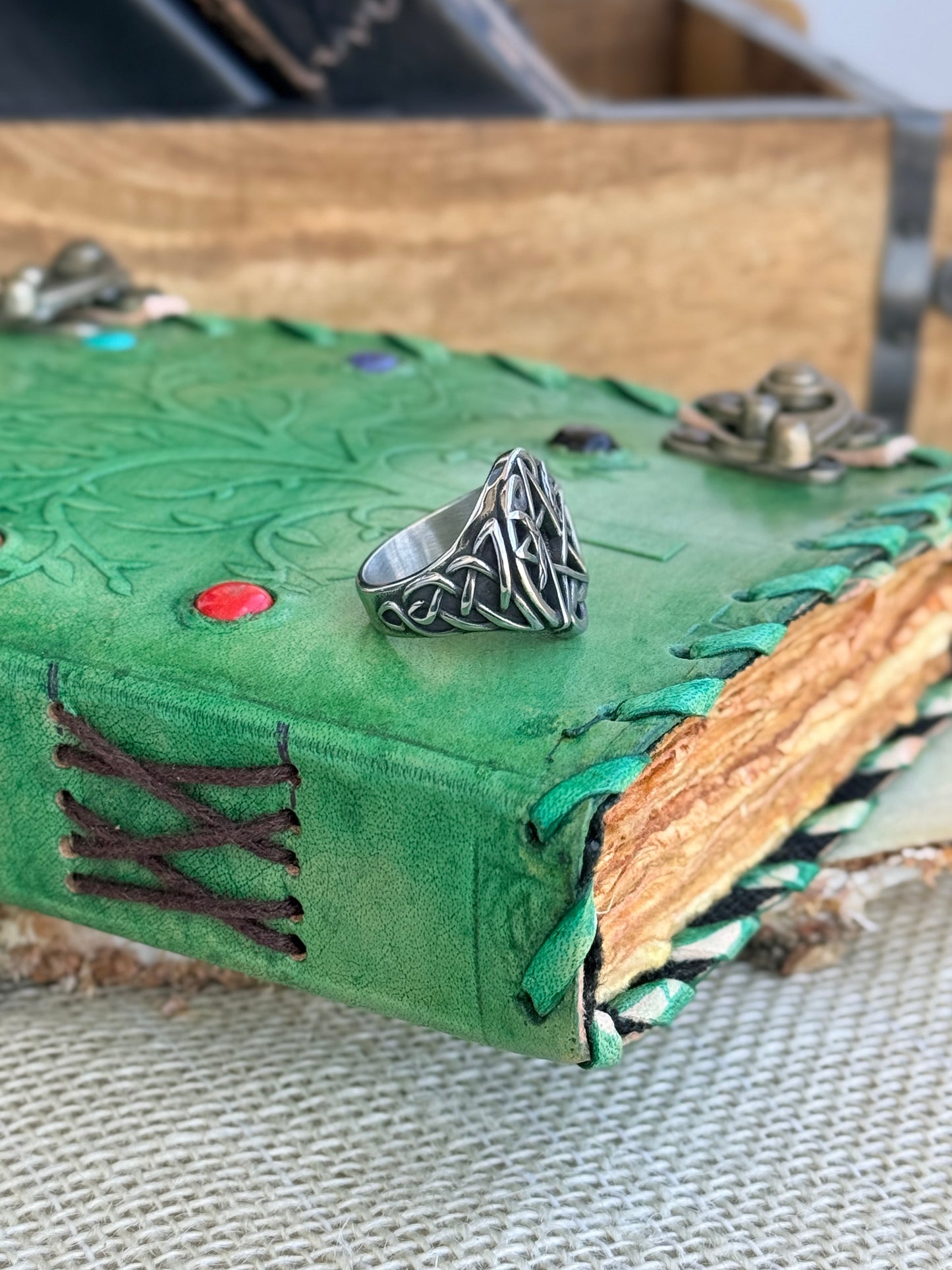 Sygnet - "Pentagram mroku"