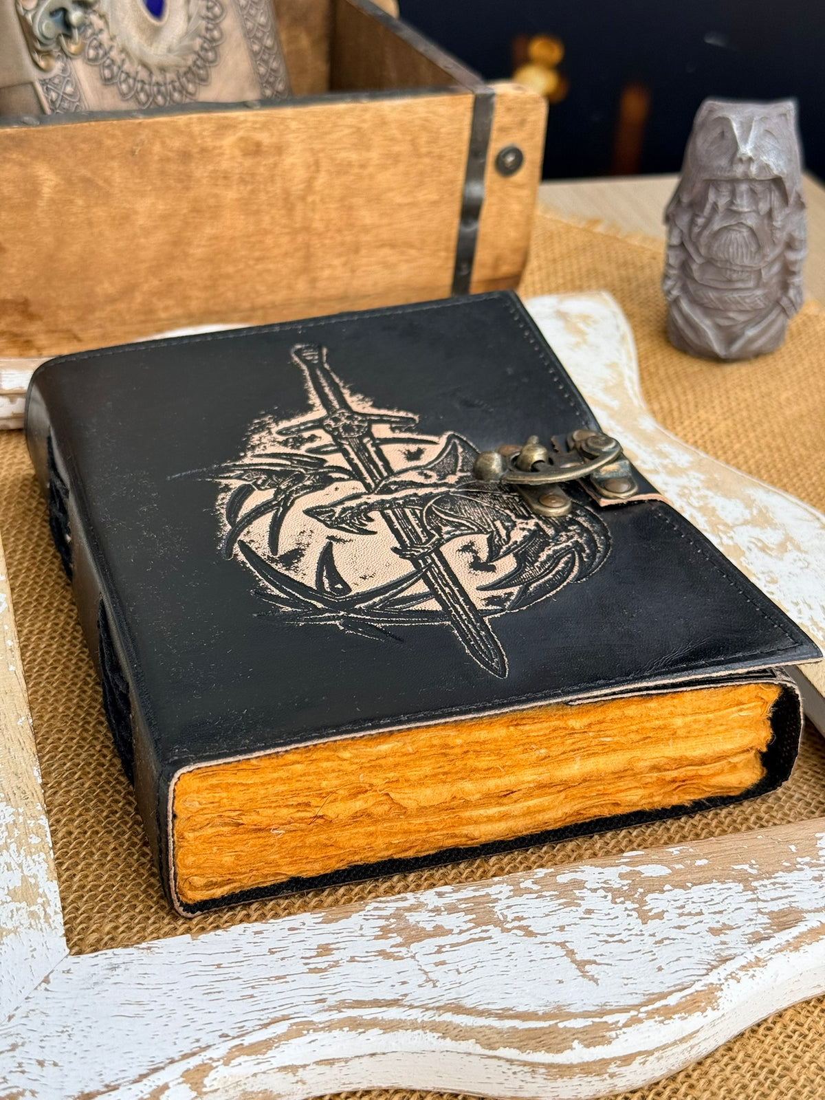 Księga Wilka i Miecza – czarny dziennik fantasy Wiedźmin
