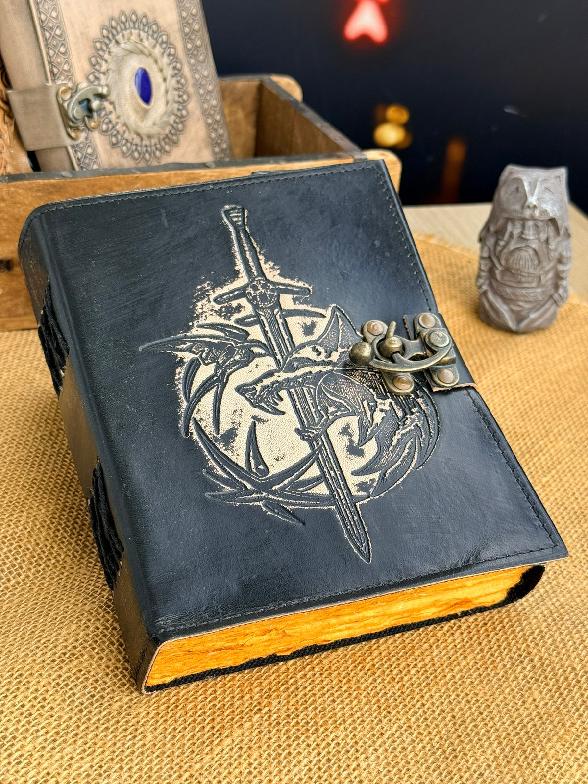 Księga Wilka i Miecza – czarny dziennik fantasy Wiedźmin