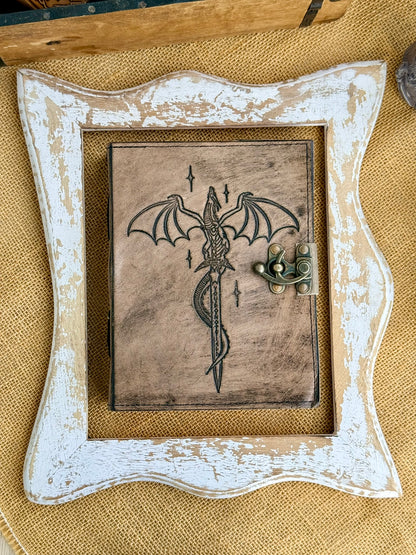 Księga ze smokiem i mieczem – dziennik fantasy RPG