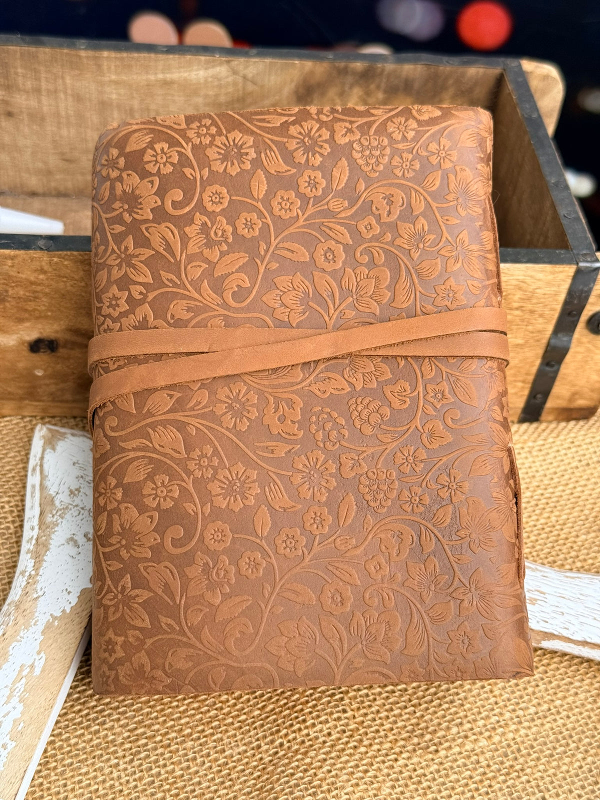 Skórzana Księga Kwiatów – Sekretny Dziennik Vintage