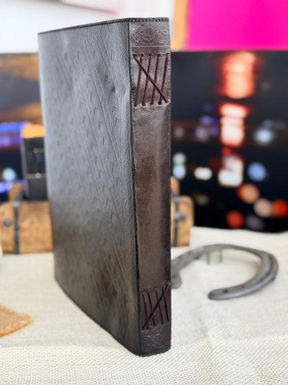 Skórzana Księga Cieni - Book of shadow z kamieniem