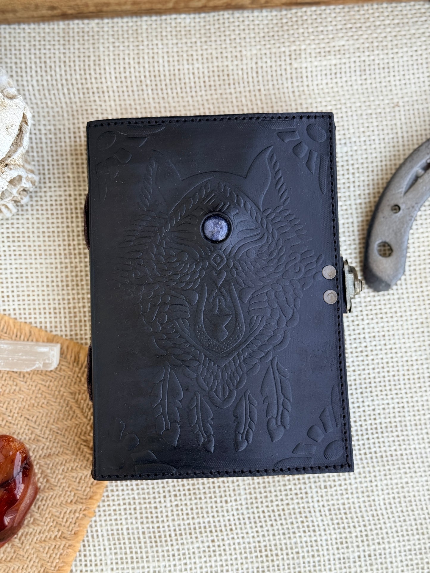 Skórzana Księga Cieni - Wilk