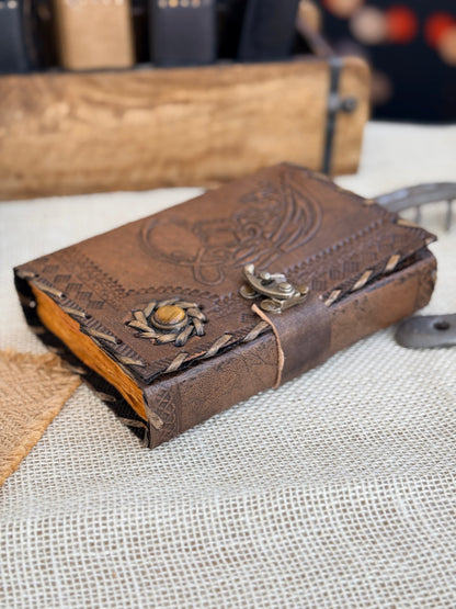 Skórzana Księga Cieni - Smok