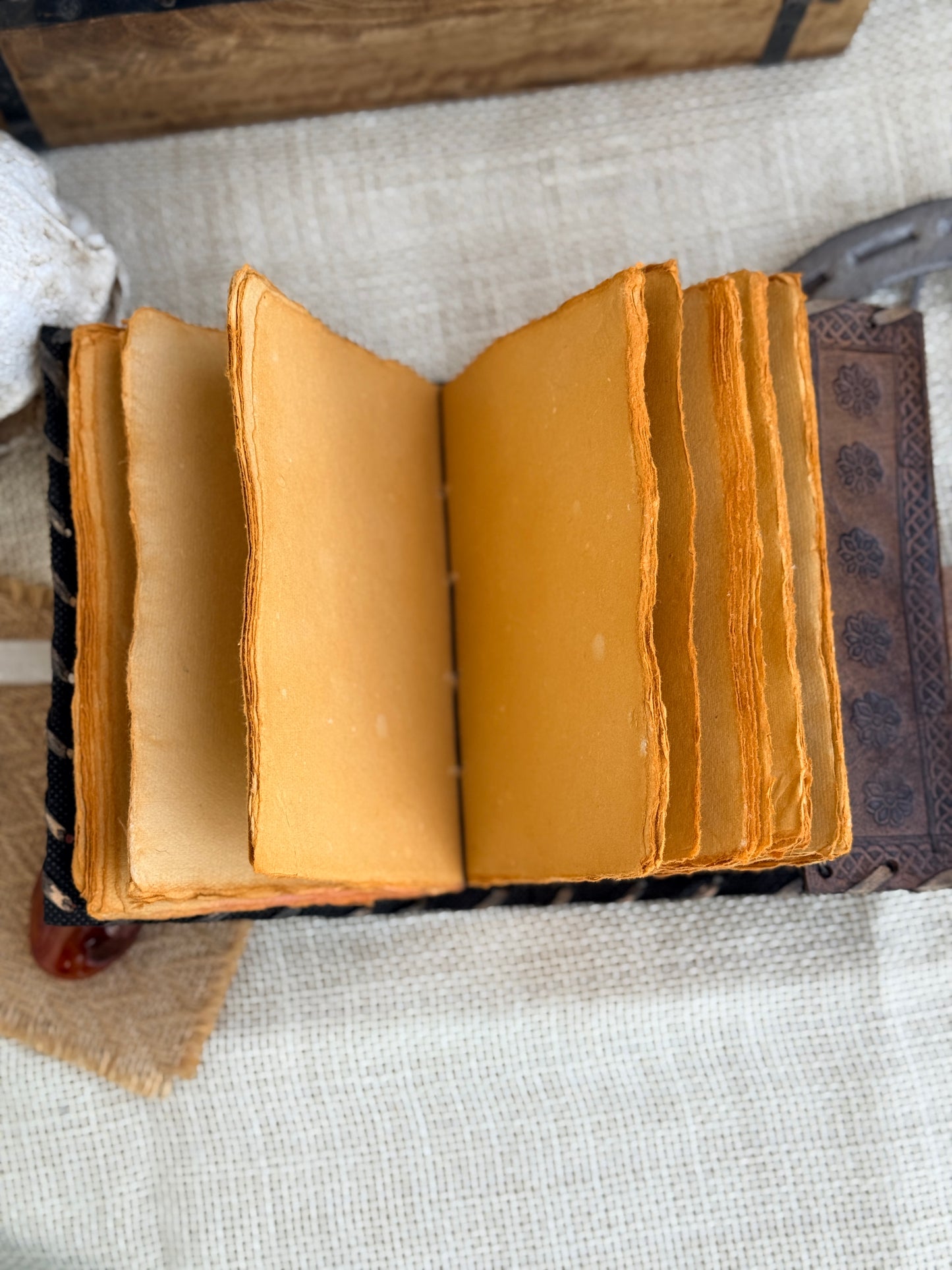 Skórzana Księga Cieni - Smok