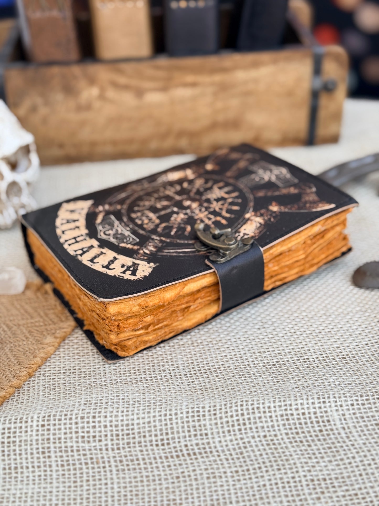 Skórzana Księga Cieni - Valhalla