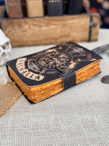 Skórzana Księga Cieni - Valhalla