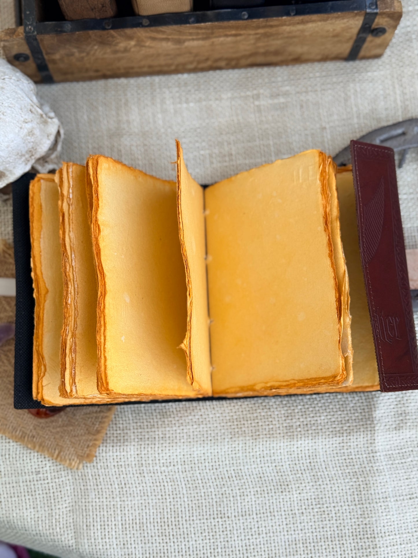 Skórzana Księga Cieni miedziana - Harry Potter