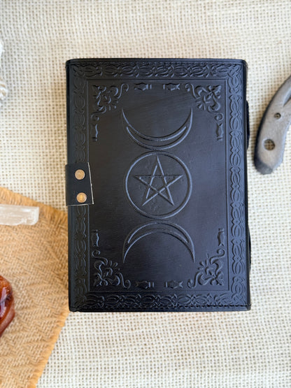 Skórzana Księga Cieni - z księżycami i kamieniem (mała)