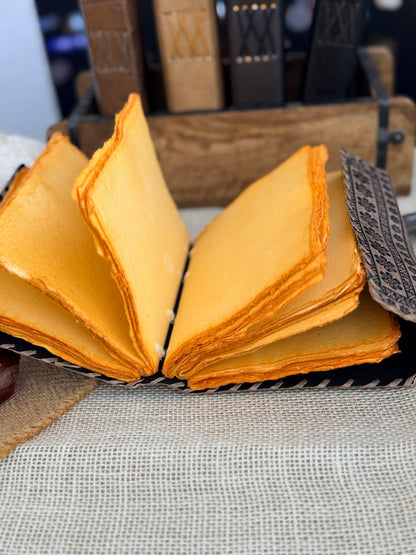 Skórzana Księga Cieni - mandala